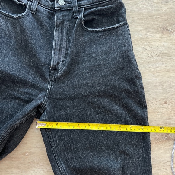 Abercrombie ultra high rise ankle straight in distressed black, SZ 4R/27 - Picture 8 of 9